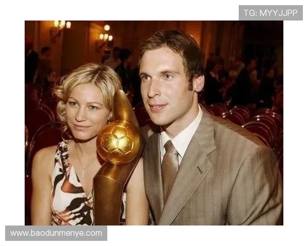 欧洲足球明星背后的趣闻轶事与花边剧照揭秘